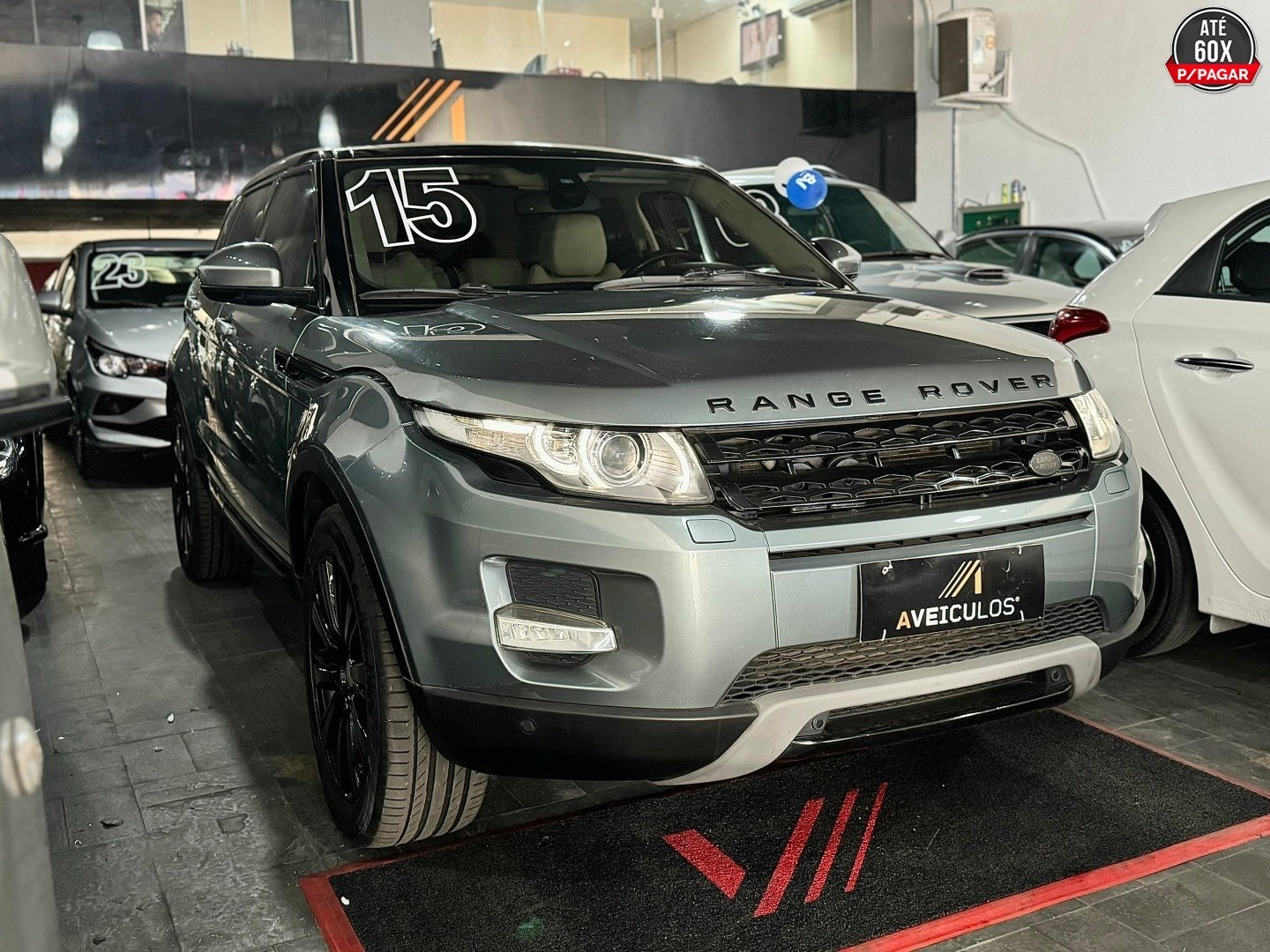 //www.autoline.com.br/carro/land-rover/range-rover-evoque-20-prestige-16v-gasolina-4p-4x4-turbo-automat/2015/rio-de-janeiro-rj/24776903