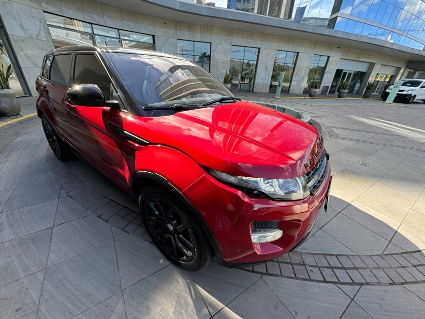 //www.autoline.com.br/carro/land-rover/range-rover-evoque-20-dynamic-16v-gasolina-4p-4x4-turbo-automati/2015/porto-alegre-rs/24887257