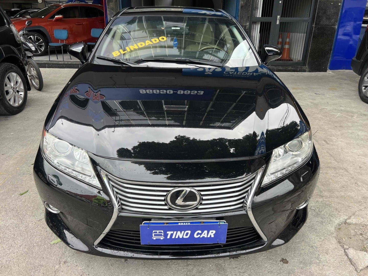 //www.autoline.com.br/carro/lexus/es-350-35-v6-24v-gasolina-4p-automatico/2015/rio-de-janeiro-rj/24700110