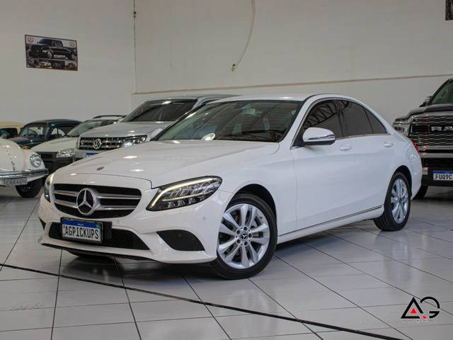 //www.autoline.com.br/carro/mercedes-benz/c-180-16-avantgarde-16v-gasolina-4p-turbo-automatic/2019/sao-paulo-sp/22135881