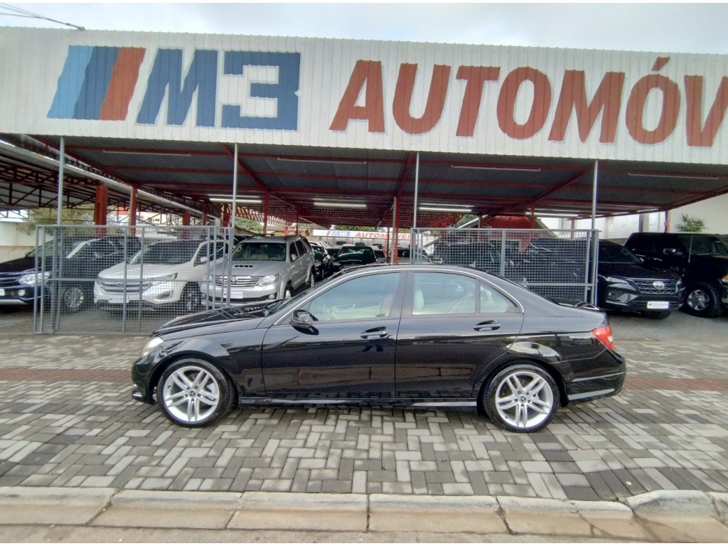 //www.autoline.com.br/carro/mercedes-benz/c-180-16-turbo-sport-16v-gasolina-4p-automatico/2014/pato-branco-pr/23854075