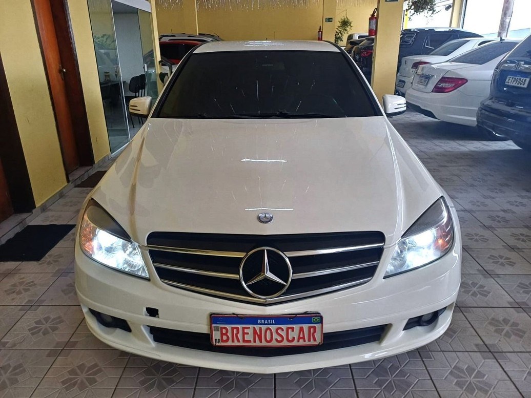//www.autoline.com.br/carro/mercedes-benz/c-180-16-kompressor-16v-gasolina-4p-automatico/2011/sao-paulo-sp/23874482