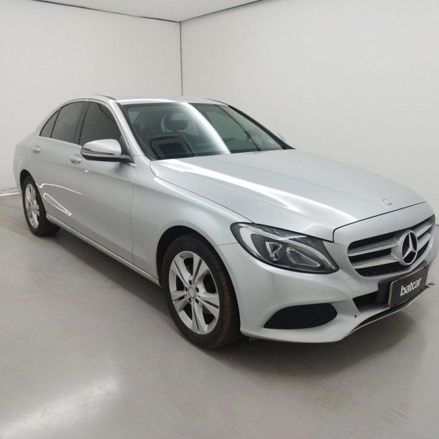 //www.autoline.com.br/carro/mercedes-benz/c-180-16-avantgarde-16v-flex-4p-turbo-automatico/2017/brasilia-df/24227648