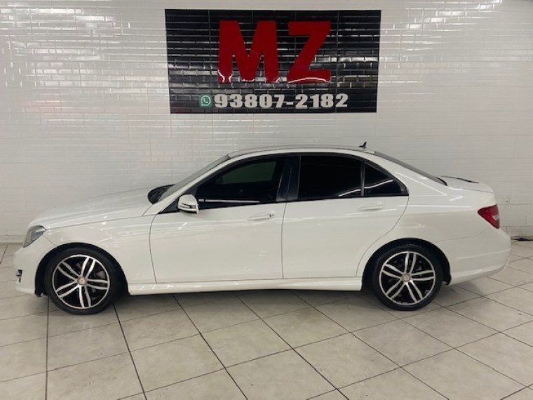 //www.autoline.com.br/carro/mercedes-benz/c-180-16-turbo-16v-gasolina-4p-automatico/2013/sao-paulo-sp/24488544