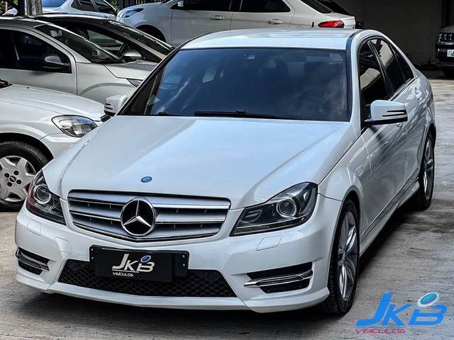 //www.autoline.com.br/carro/mercedes-benz/c-180-16-turbo-sport-16v-gasolina-4p-automatico/2014/novo-hamburgo-rs/24704508