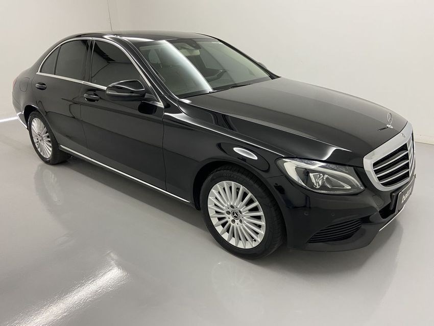 //www.autoline.com.br/carro/mercedes-benz/c-180-16-exclusive-16v-flex-4p-turbo-automatico/2018/brasilia-df/24861285