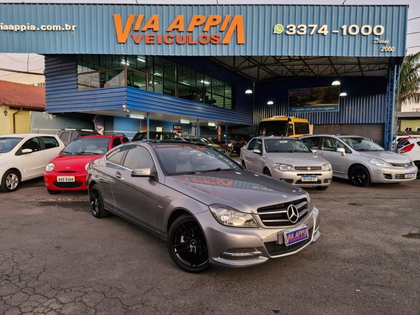 //www.autoline.com.br/carro/mercedes-benz/c-180-18-coupe-turbo-16v-gasolina-2p-automatico/2012/curitiba-pr/24878931
