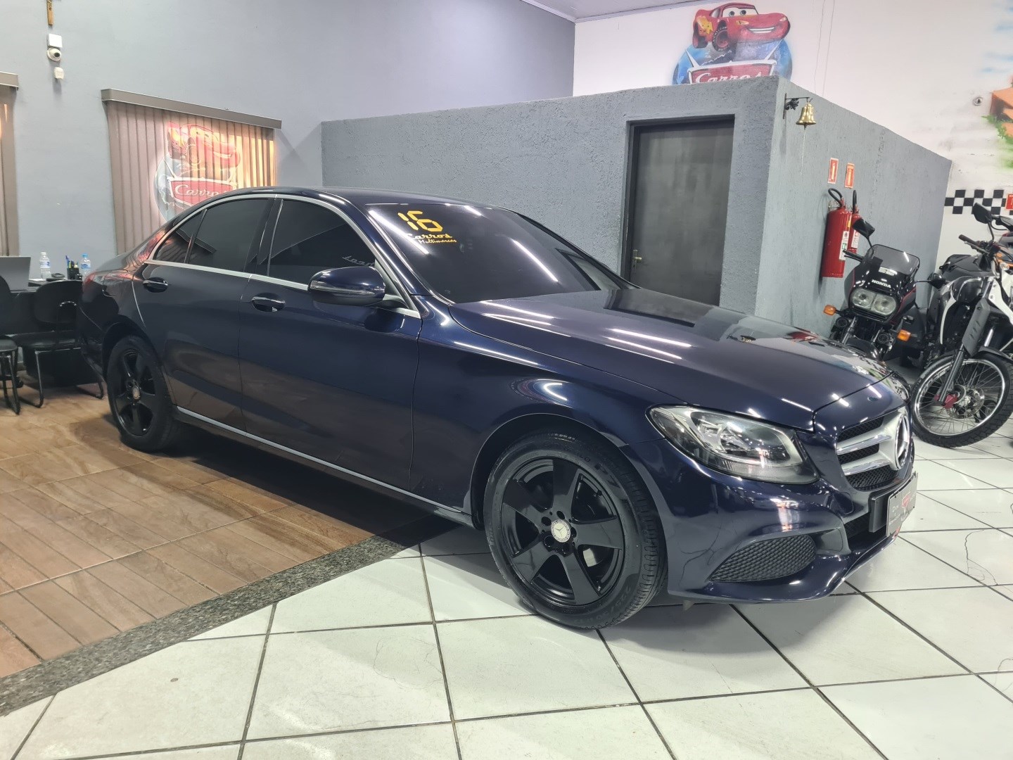 //www.autoline.com.br/carro/mercedes-benz/c-180-16-16v-gasolina-4p-turbo-automatico/2016/itaquaquecetuba-sp/24941545