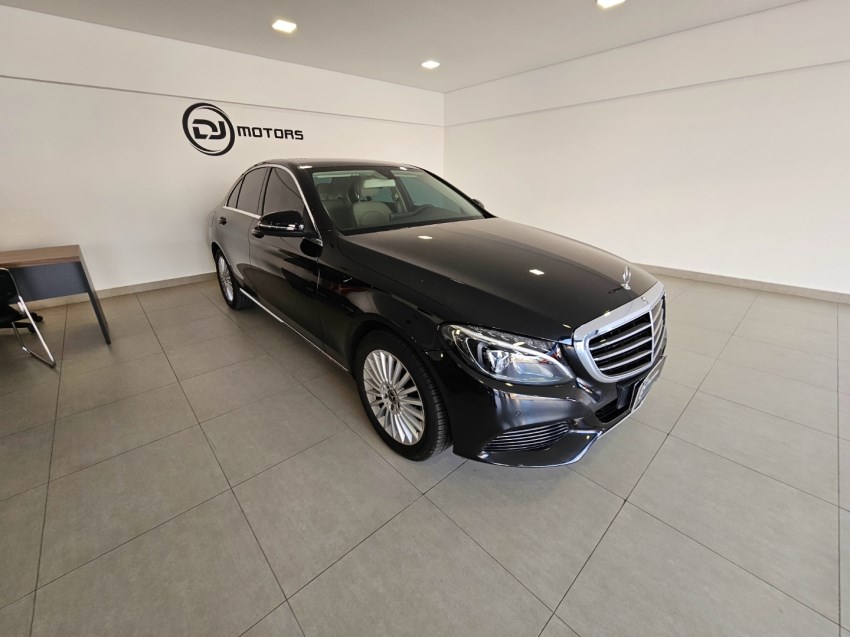 //www.autoline.com.br/carro/mercedes-benz/c-180-16-exclusive-16v-flex-4p-turbo-automatico/2017/campinas-sp/24989375
