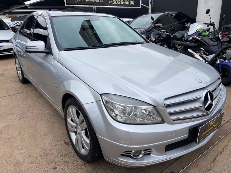 //www.autoline.com.br/carro/mercedes-benz/c-200-18-kompressor-avantgarde-184cv-4p-gasolina-au/2011/campo-grande-ms/24902707