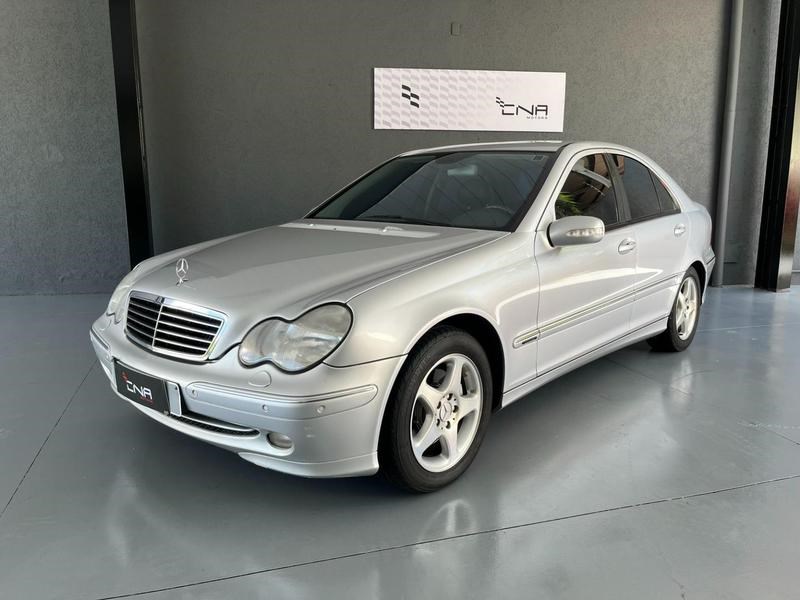 //www.autoline.com.br/carro/mercedes-benz/c-320-32-avantgarde-320-18v-gasolina-4p-automatico/2001/campo-grande-ms/24412619