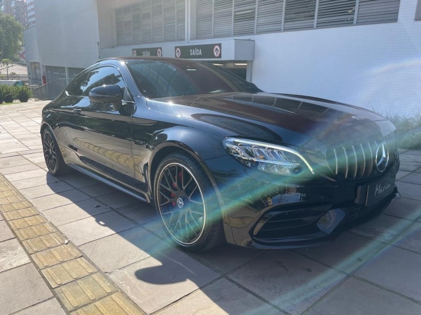 //www.autoline.com.br/carro/mercedes-benz/c-63-40-coupe-amg-s-32v-gasolina-2p-turbo-automati/2019/porto-alegre-rs/24807411