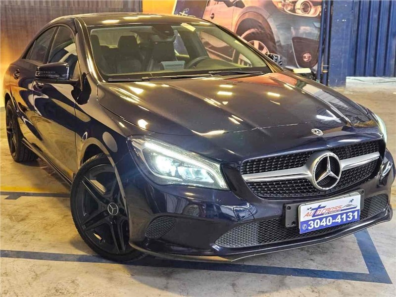 //www.autoline.com.br/carro/mercedes-benz/cla-180-16-16v-sedan-gasolina-4p-automatizado/2018/rio-de-janeiro-rj/24836894