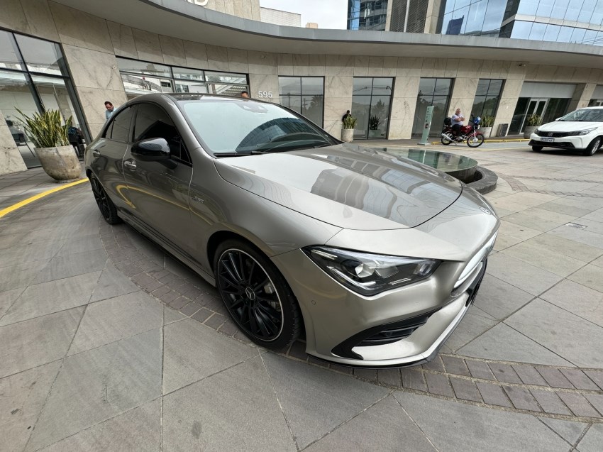 //www.autoline.com.br/carro/mercedes-benz/cla-35-20-coupe-amg-cla-4matic-16v-gasolina-4p-turbo/2020/porto-alegre-rs/24969656