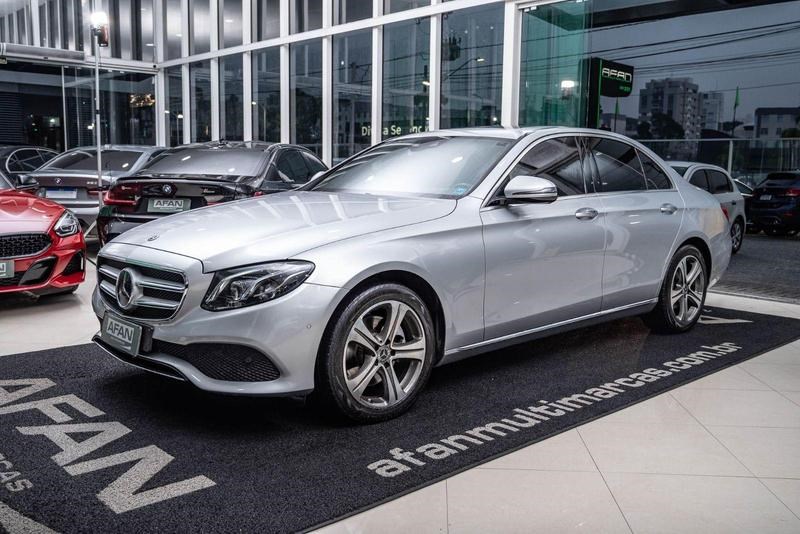 //www.autoline.com.br/carro/mercedes-benz/e-250-20-avantgarde-16v-gasolina-4p-turbo-automatic/2017/curitiba-pr/25012817