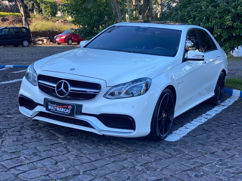 //www.autoline.com.br/carro/mercedes-benz/e-63-55-v8-bi-turbo-amg-4matic-32v-gasolina-4p-aut/2014/encantado-rs/23615773