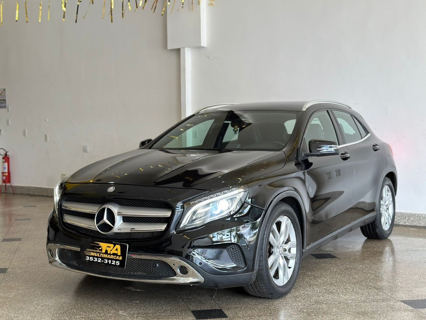 //www.autoline.com.br/carro/mercedes-benz/gla-200-16-vision-16v-flex-4p-turbo-automatizado/2015/brasilia-df/23696587