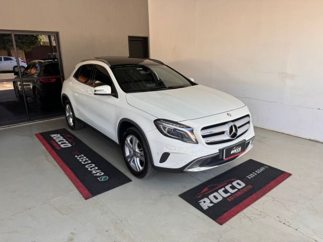 //www.autoline.com.br/carro/mercedes-benz/gla-200-16-vision-16v-gasolina-4p-turbo-automatizado/2015/sao-jose-do-rio-preto-sp/23754508