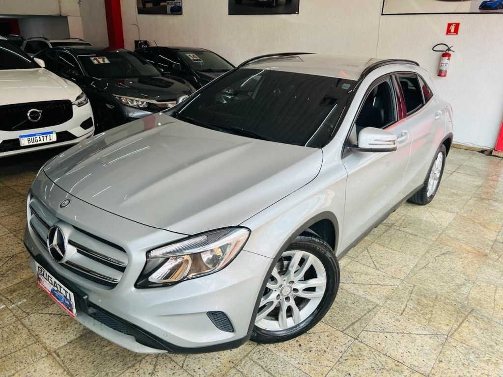 //www.autoline.com.br/carro/mercedes-benz/gla-200-16-style-16v-flex-4p-turbo-automatizado/2015/sao-paulo-sp/23803280
