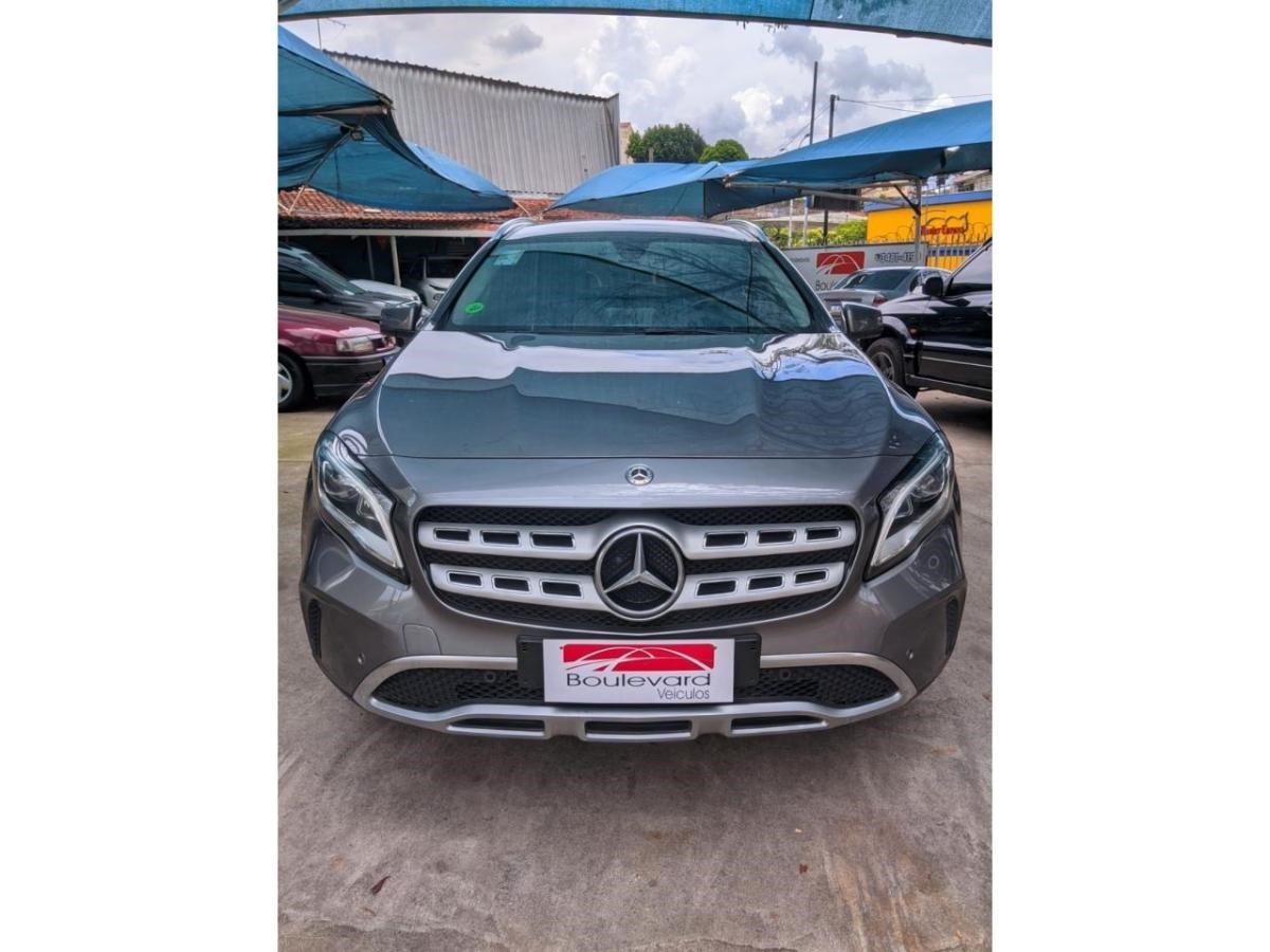 //www.autoline.com.br/carro/mercedes-benz/gla-200-16-advance-16v-flex-4p-turbo-automatizado/2019/belo-horizonte-mg/24457433
