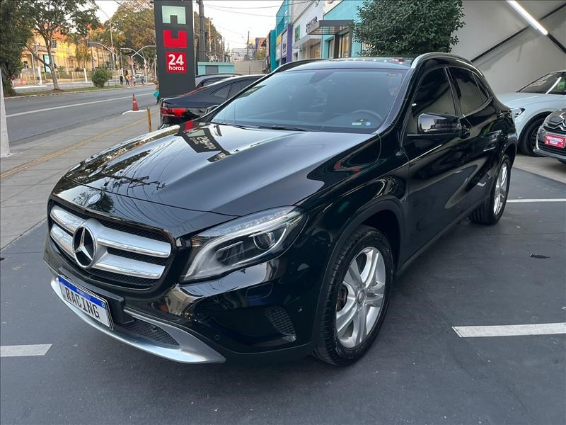 //www.autoline.com.br/carro/mercedes-benz/gla-200-16-advance-16v-flex-4p-turbo-automatizado/2017/sao-paulo-sp/24923916