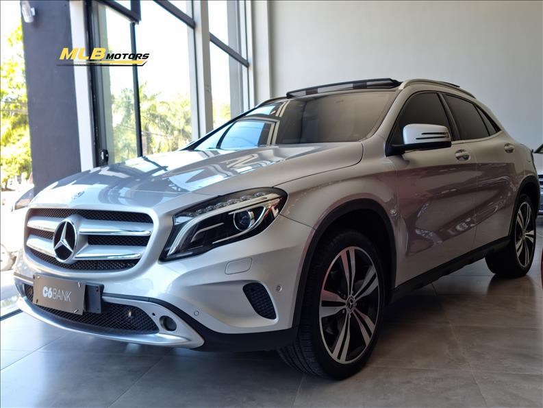 //www.autoline.com.br/carro/mercedes-benz/gla-200-16-advance-16v-flex-4p-turbo-automatizado/2017/campinas-sp/24936799