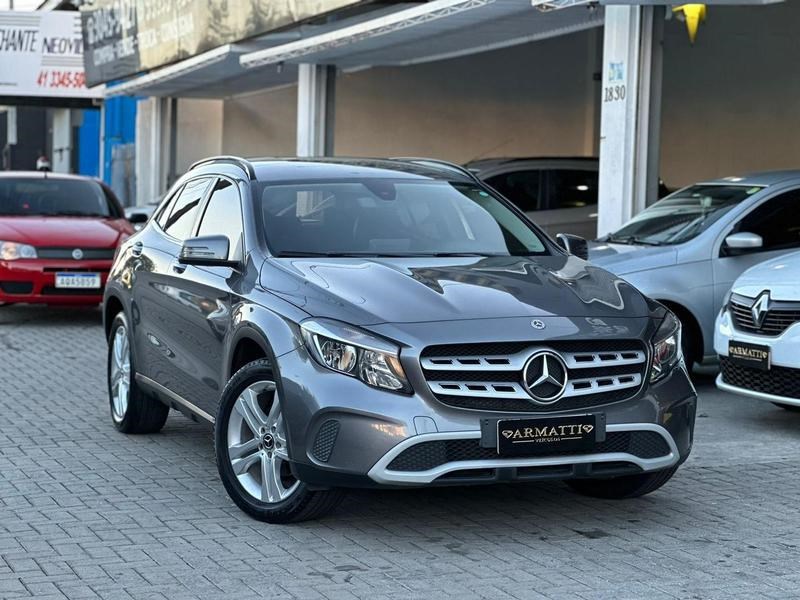 //www.autoline.com.br/carro/mercedes-benz/gla-200-16-style-16v-flex-4p-turbo-automatizado/2018/curitiba-pr/24985794
