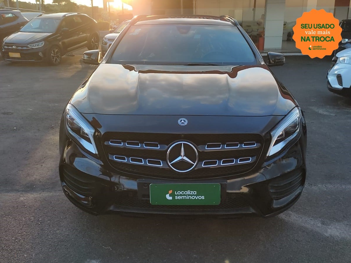 //www.autoline.com.br/carro/mercedes-benz/gla-250-20-sport-16v-gasolina-4p-turbo-automatico/2020/porto-alegre-rs/24019405