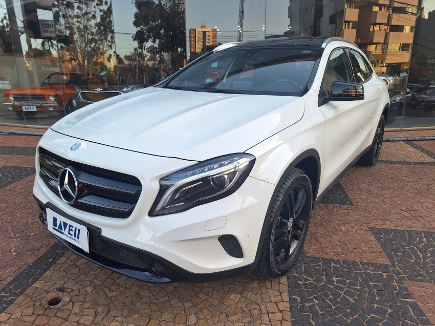 //www.autoline.com.br/carro/mercedes-benz/gla-250-20-enduro-16v-gasolina-4p-turbo-automatizado/2016/bauru-sp/24861303