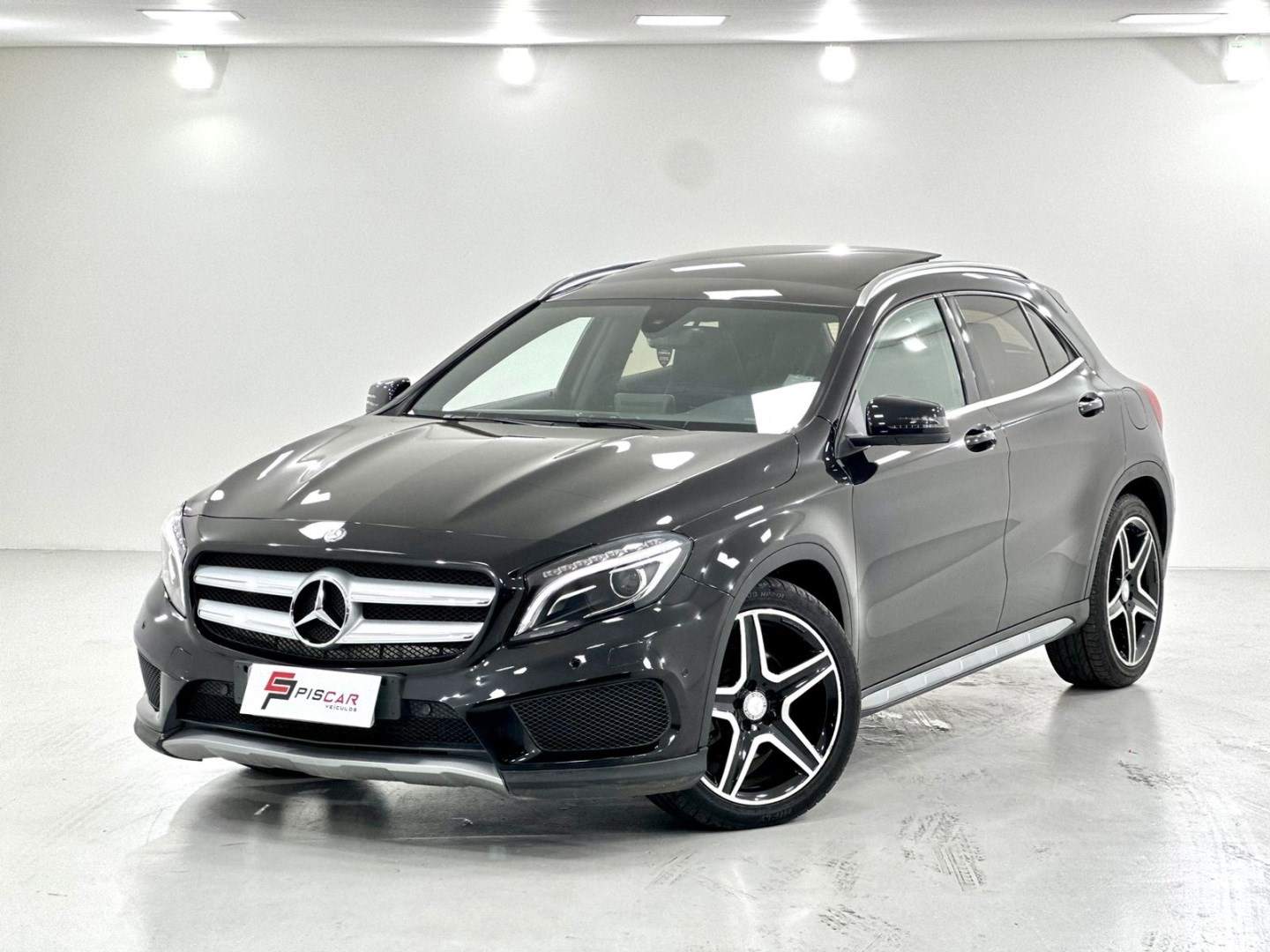 //www.autoline.com.br/carro/mercedes-benz/gla-250-20-sport-16v-gasolina-4p-turbo-automatizado/2016/belo-horizonte-mg/24975809