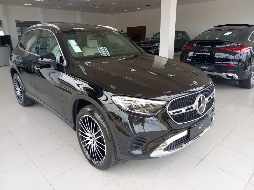 //www.autoline.com.br/carro/mercedes-benz/glc-300-20-coupe-4matic-16v-gasolina-4p-turbo-automat/2024/sao-paulo-sp/23655862