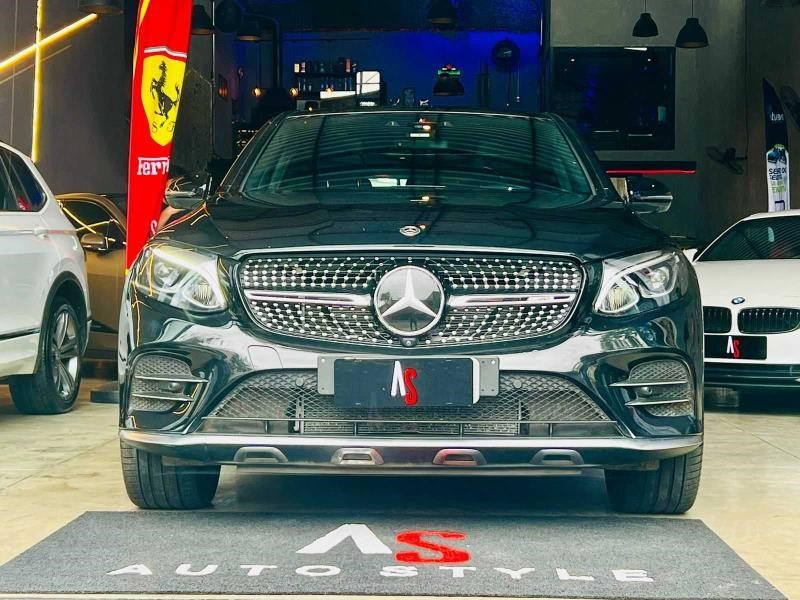 //www.autoline.com.br/carro/mercedes-benz/glc-43-30-amg-coupe-24v-gasolina-4p-4x4-turbo-automa/2018/sao-paulo-sp/22811789