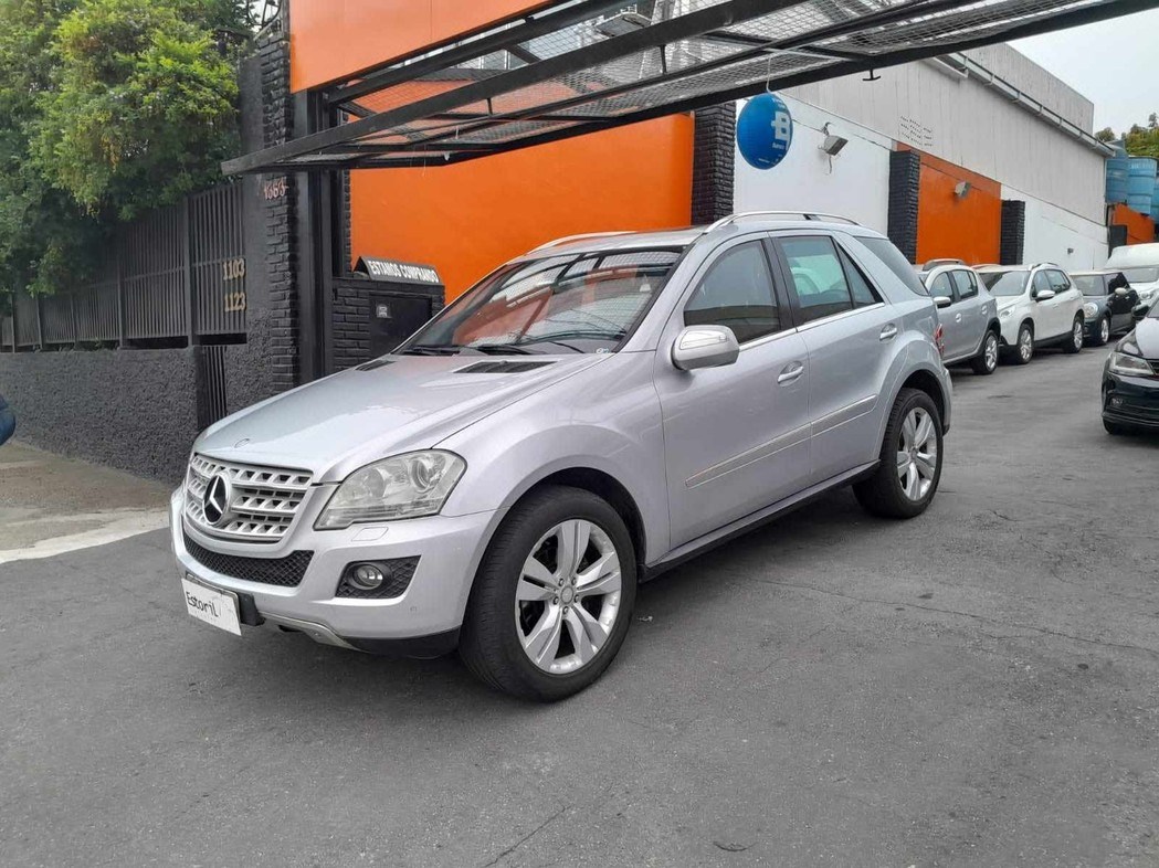 //www.autoline.com.br/carro/mercedes-benz/ml-350-35-24v-gasolina-4p-4x4-automatico/2009/sao-paulo-sp/24210688