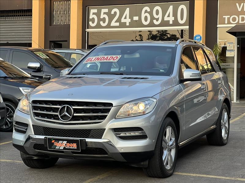 //www.autoline.com.br/carro/mercedes-benz/ml-350-30-4x4-bluetec-sport-v-6-258cv-4p-diesel-auto/2014/sao-paulo-sp/24824713