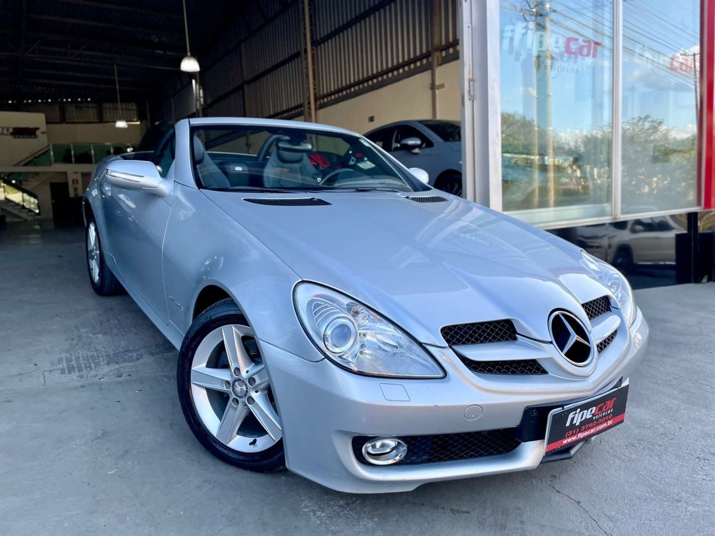 //www.autoline.com.br/carro/mercedes-benz/slk-200-18-kompressor-16v-gasolina-2p-automatico/2010/conselheiro-lafaiete-mg/24865682