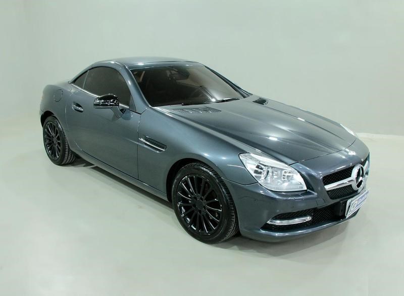 //www.autoline.com.br/carro/mercedes-benz/slk-200-18-kompressor-sport-184cv-2p-gasolina-automat/2012/curitiba-pr/25011688