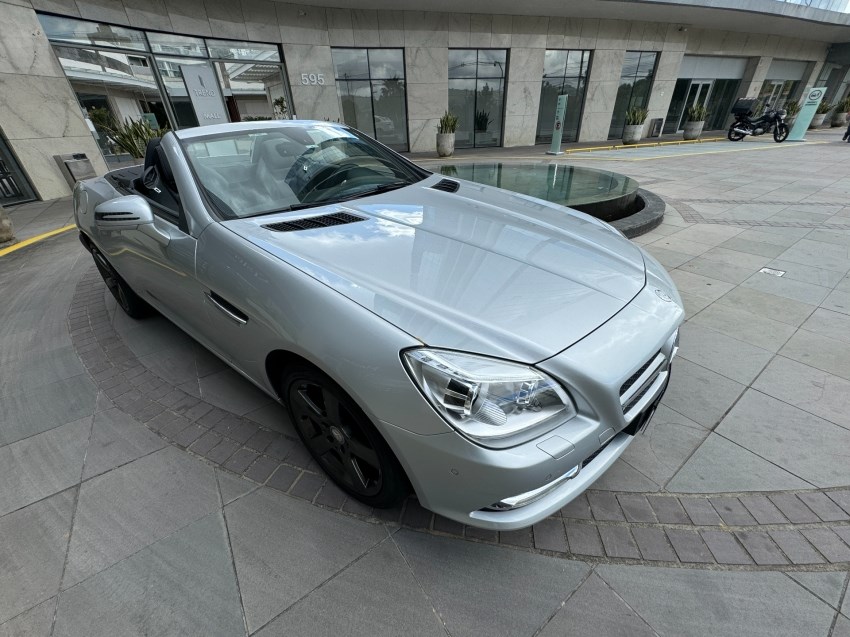 //www.autoline.com.br/carro/mercedes-benz/slk-250-18-turbo-16v-gasolina-2p-automatico/2012/porto-alegre-rs/24134105
