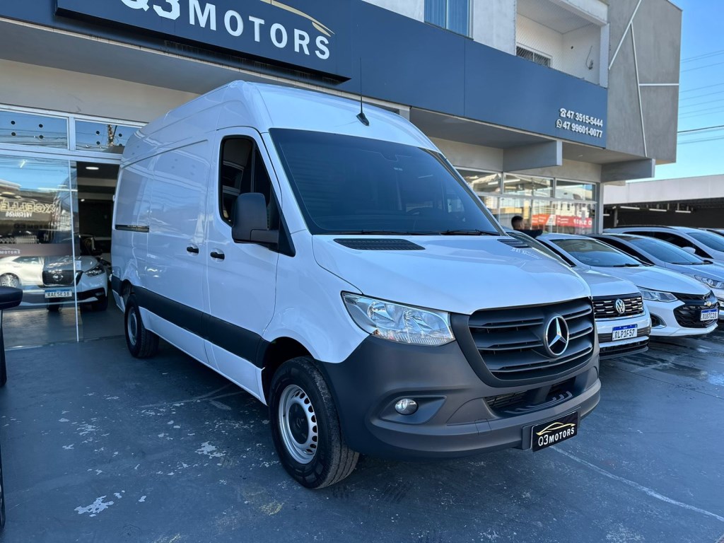 //www.autoline.com.br/carro/mercedes-benz/sprinter-22-cdi-416-furgao-ta-10m-16v-diesel-4p-turbo/2022/novo-hamburgo-rs/23571955