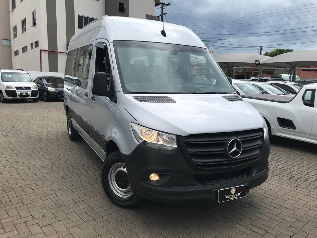 //www.autoline.com.br/carro/mercedes-benz/sprinter-22-cdi-416-chassi-longo-16v-diesel-2p-turbo-m/2021/chopinzinho-pr/24259406