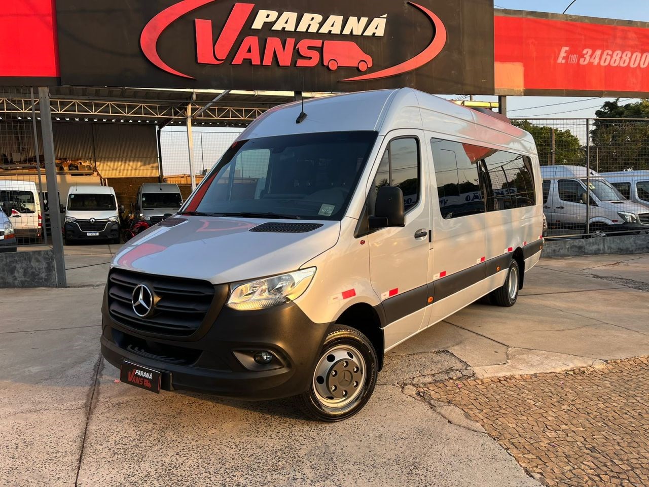 //www.autoline.com.br/carro/mercedes-benz/sprinter-22-cdi-516-van-21l-teto-alto-16v-diesel-4p-tu/2022/americana-sp/24418744