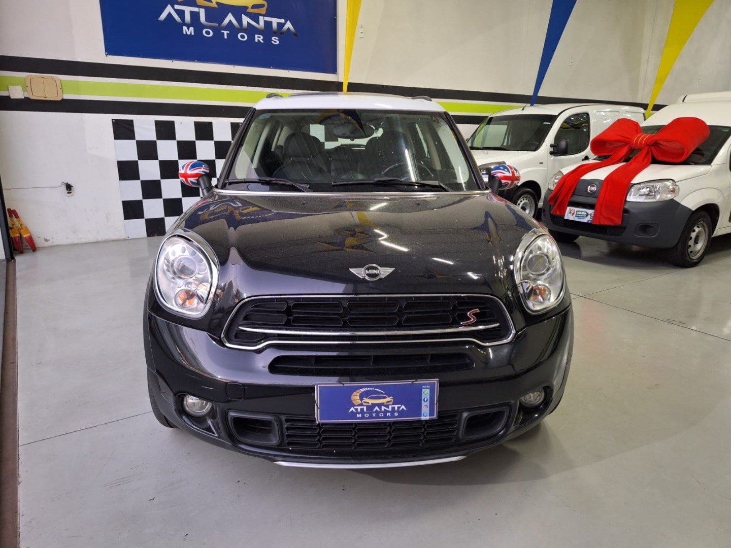 //www.autoline.com.br/carro/mini/cooper-16-countryman-s-top-16v-gasolina-4p-turbo-aut/2016/campinas-sp/24220211