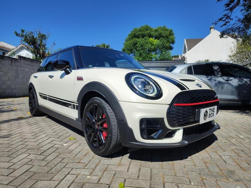 //www.autoline.com.br/carro/mini/cooper-20-john-works-clubman-16v-gasolina-4p-4x4-tur/2021/curitiba-pr/24400525