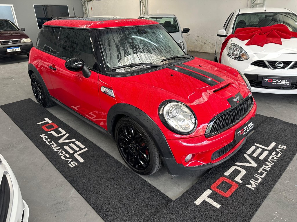 //www.autoline.com.br/carro/mini/cooper-16-john-cooper-works-16v-conversivel-gasolina/2010/sao-jose-sc/24608163
