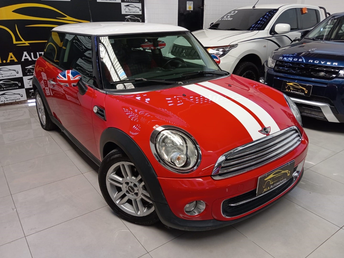 //www.autoline.com.br/carro/mini/cooper-16-16v-116cv-2p-gasolina-manual/2011/rio-de-janeiro-rj/24667569