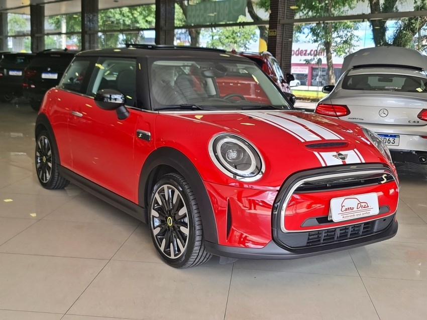 //www.autoline.com.br/carro/mini/cooper-33kwh-s-e-exclusive-12v-eletrico-2p-automatic/2022/novo-hamburgo-rs/24865605