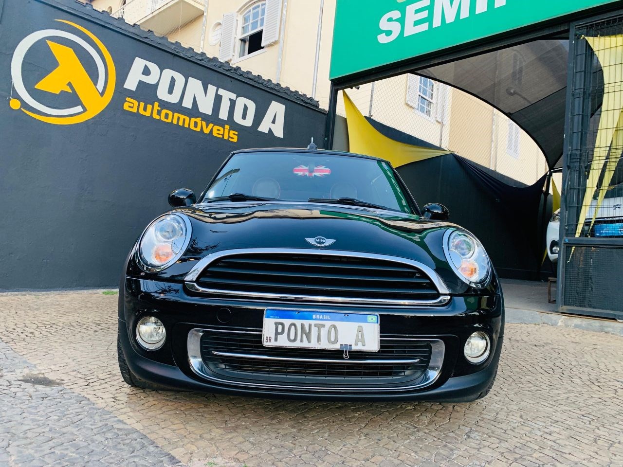 //www.autoline.com.br/carro/mini/cooper-16-cabriolet-16v-gasolina-2p-automatico/2011/campinas-sp/24880909