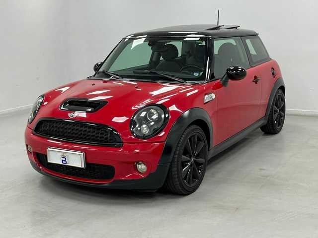 //www.autoline.com.br/carro/mini/cooper-16-s-16v-gasolina-2p-turbo-automatico/2010/curitiba-pr/24884531