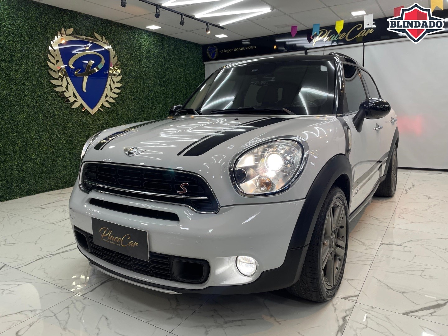 //www.autoline.com.br/carro/mini/cooper-16-countryman-s-all4-top-16v-gasolina-4p-4x4/2016/rio-de-janeiro-rj/24941249
