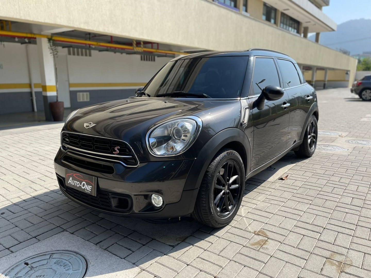 //www.autoline.com.br/carro/mini/cooper-16-countryman-s-top-16v-gasolina-4p-turbo-aut/2015/rio-de-janeiro-rj/24997507