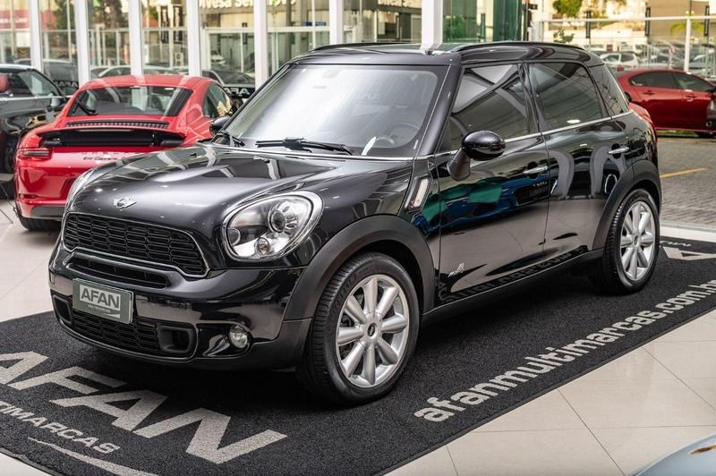 //www.autoline.com.br/carro/mini/cooper-16-countryman-s-all4-top-awd-16v-gasolina-4p/2014/curitiba-pr/25017544